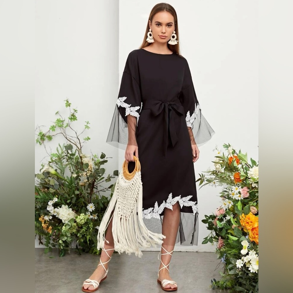 Guipure Lace Contrast Dress